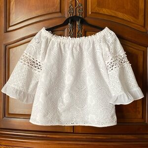 Lilly Pulitzer floral patterned white eyelet off-the shoulder top, XS.